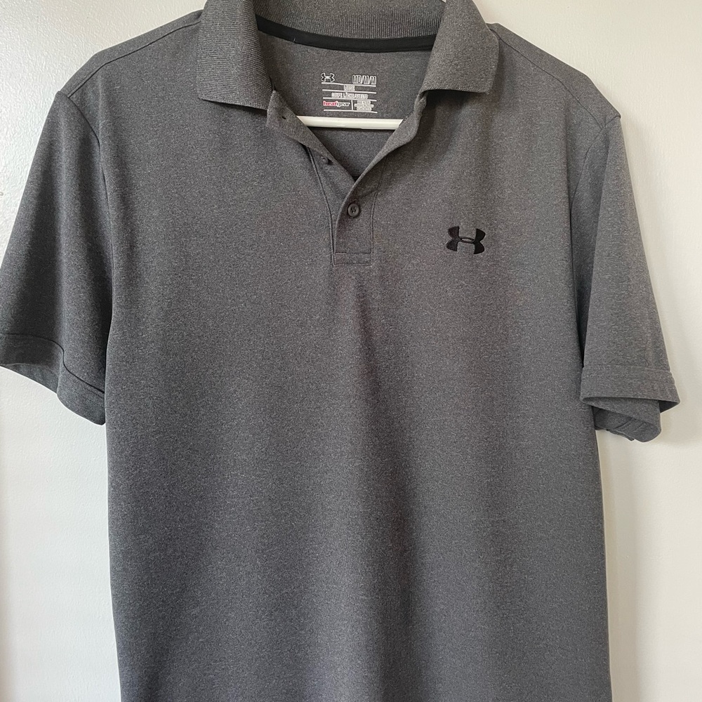 Under Armour Men’s Grey Polo Shirt, size Medium